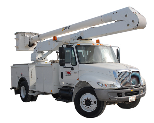 Bucket lift vs. Bucket Truck: What is the difference?